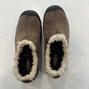 Keen women's Bailey slip on Mules   Keen Warm and Keen Dry size 6 (eu36) brown